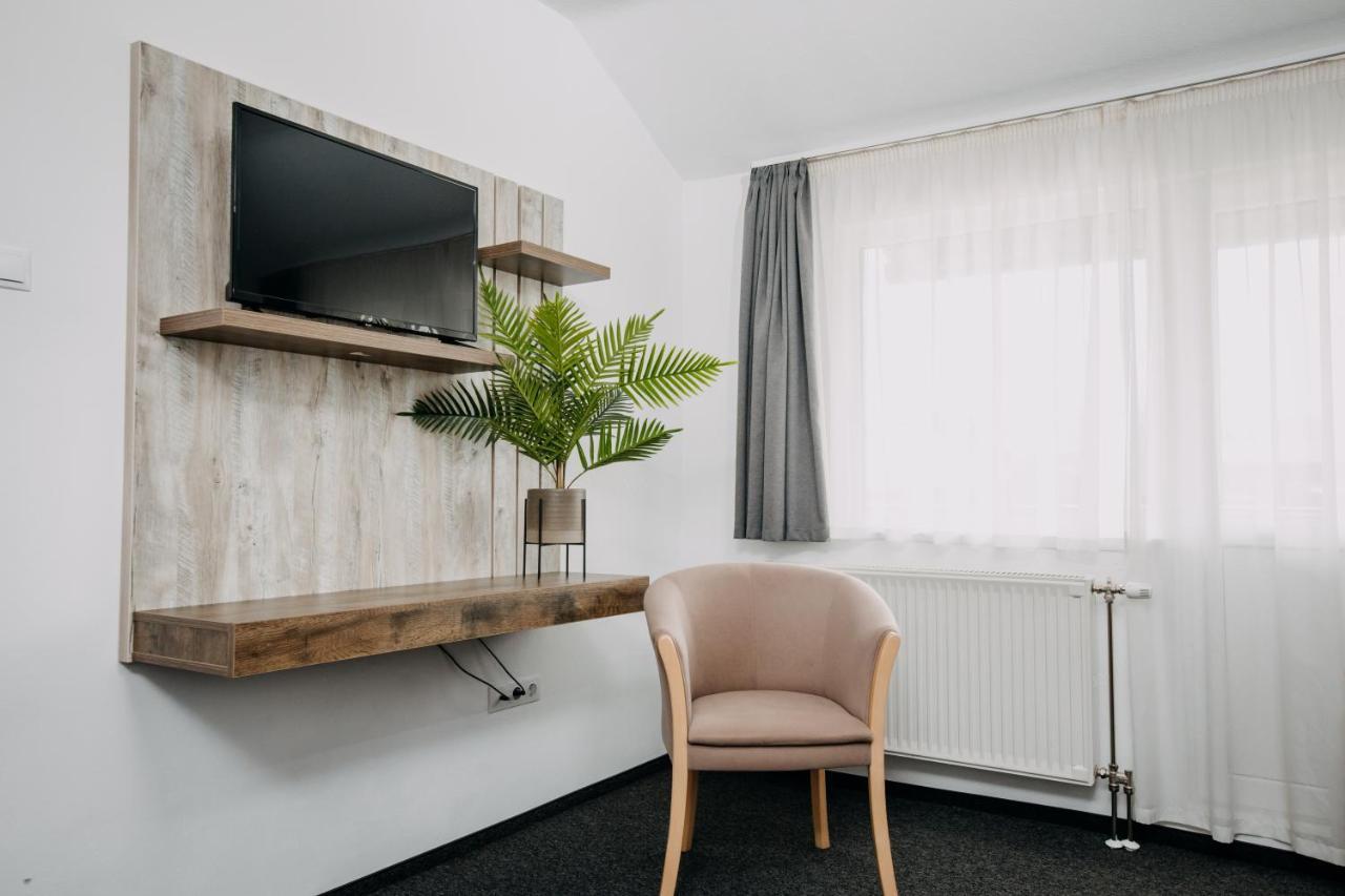 Palya Hotel Ґеорґень Екстер'єр фото